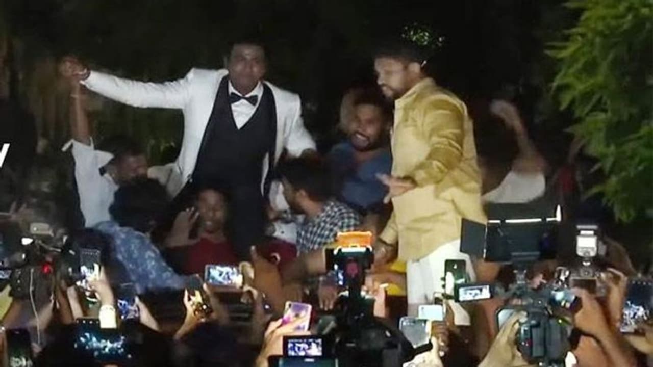 Bigg Boss 3: రాహుల్ కోసం ఎగబడ్డ ఫ్యాన్స్!