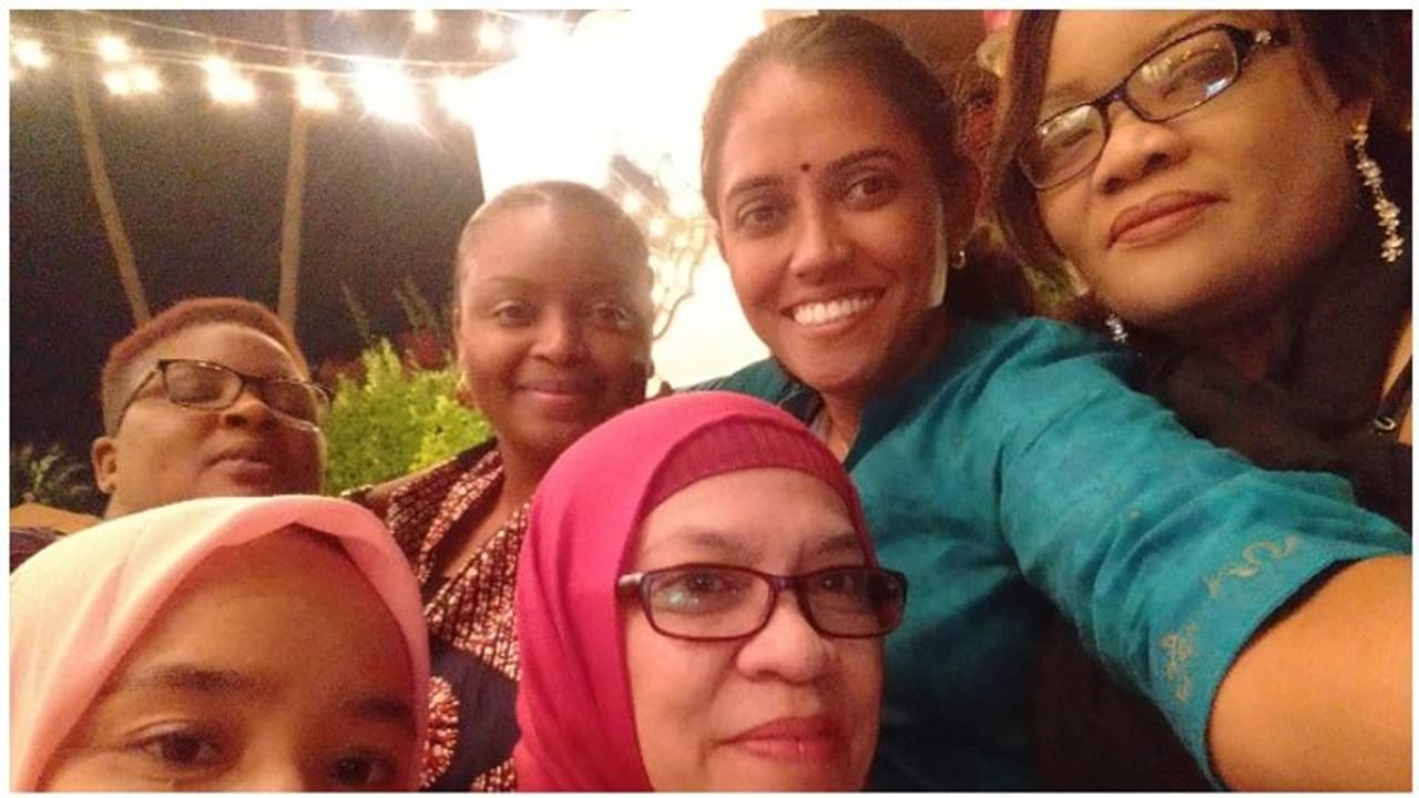 மு.க.ஸ்டாலின் மூலம் அடித்தளம் போடும் ஜோதிமணி... கைகொடுக்குமா சிபாரி..? மு.க.ஸ்டாலின் மூலம் அடித்தளம் போடும் ஜோதிமணி... கைகொடுக்குமா சிபாரி..?