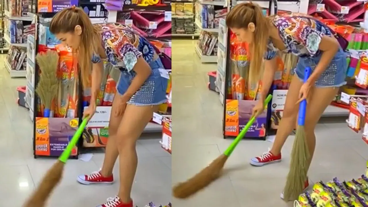 ಈ ದಿನ ಪೊರಕೆ ಕೊಂಡ್ರೆ ಮನೆಯ ಸಂಪತ್ತು ದುಪ್ಪಟ್ಟಾಗುತ್ತೆ! ಈ ದಿನ ಪೊರಕೆ ಕೊಂಡ್ರೆ ಮನೆಯ ಸಂಪತ್ತು ದುಪ್ಪಟ್ಟಾಗುತ್ತೆ!