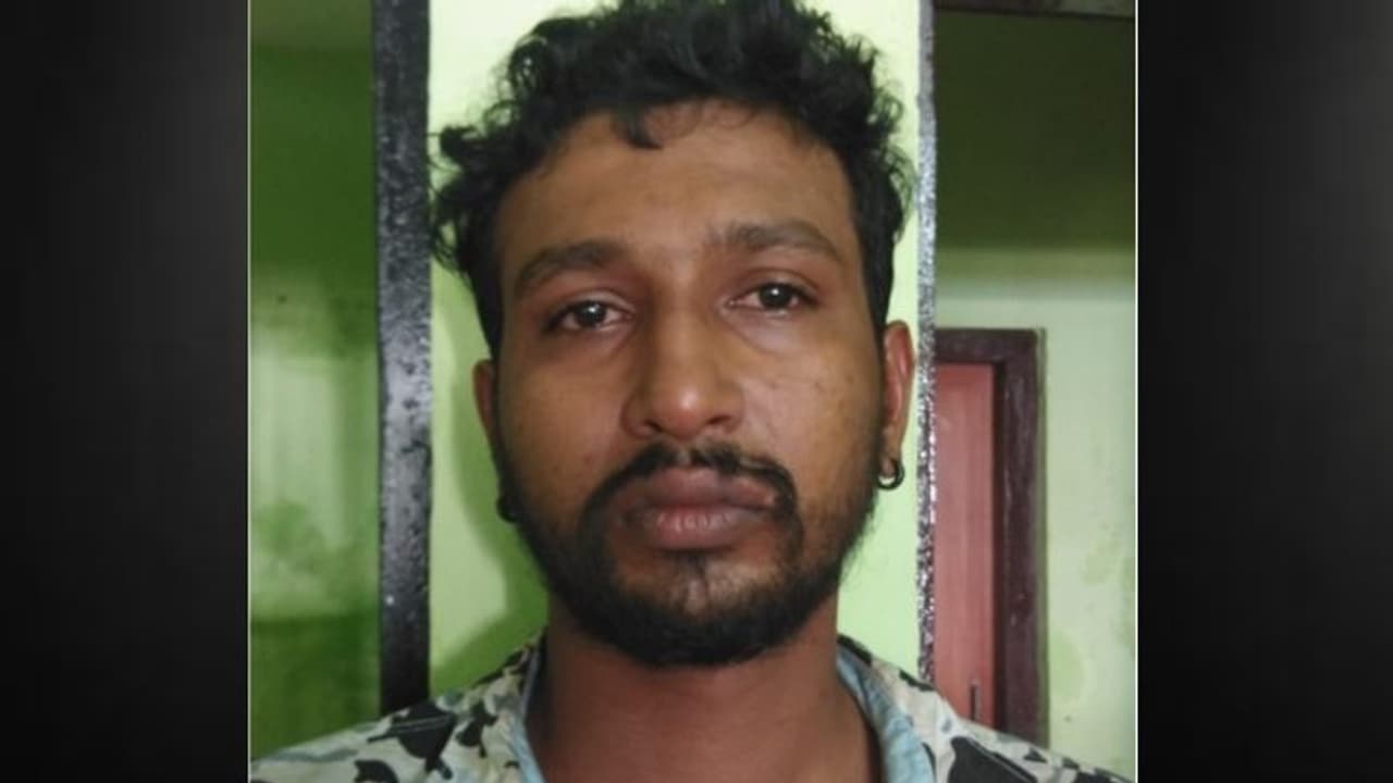 സഹോദരിമാരായ പെണ്‍കുട്ടികളുടെ മാല കവരാൻ ശ്രമിച്ച യുവാവിനെ ഒരു മാസത്തിനു ശേഷം പൊലീസ് പിടികൂടി
