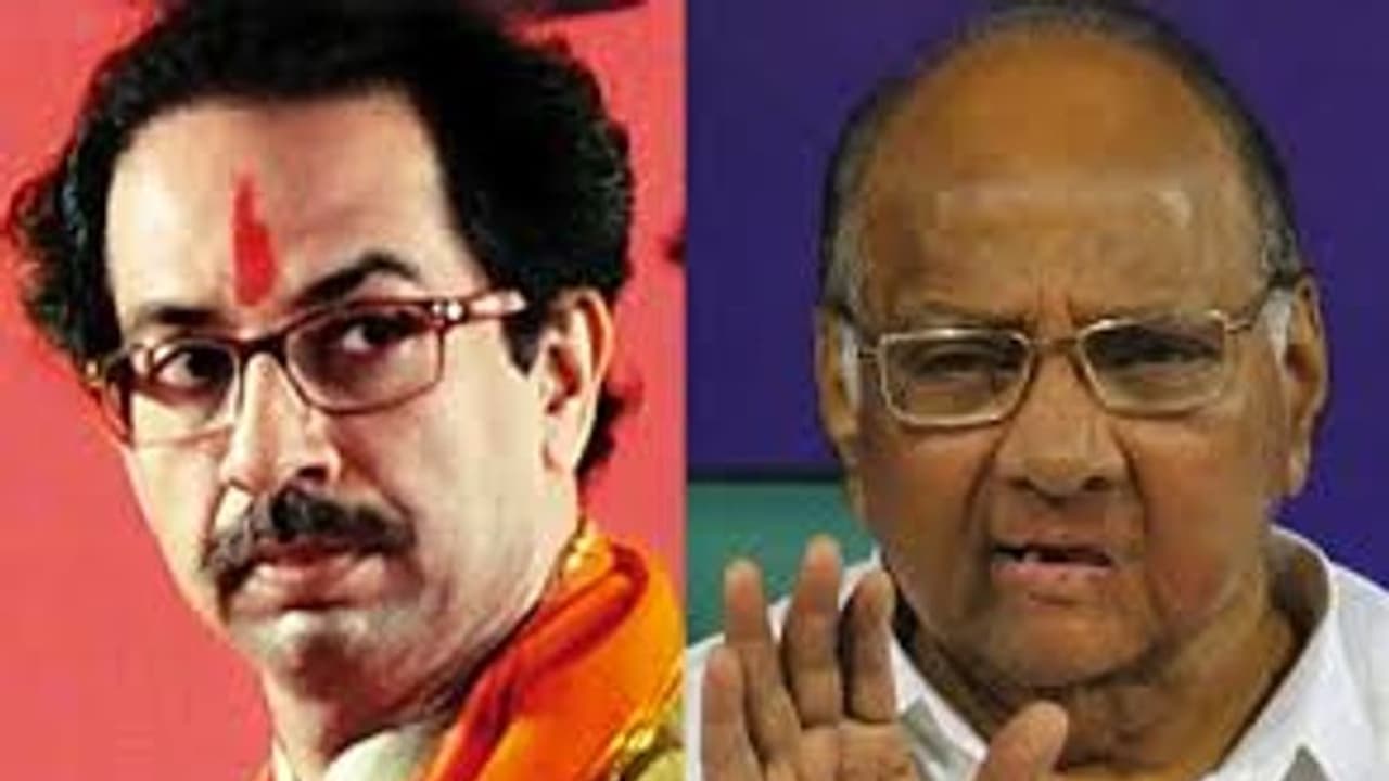 మహా మలుపు: ప్రభుత్వ ఏర్పాటు సన్నాహాల్లో శివసేన..కీలక నేతలతో ఉద్ధవ్ భేటీ మహా మలుపు: ప్రభుత్వ ఏర్పాటు సన్నాహాల్లో శివసేన..కీలక నేతలతో ఉద్ధవ్ భేటీ