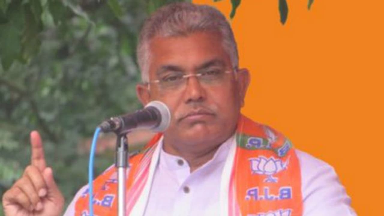 'ബീഫ് കഴിക്കുന്ന ബുദ്ധിജീവികള്‍ പട്ടിയിറച്ചി കഴിക്കട്ടെ'; വിവാദ പ്രസ്താവനയുമായി ബിജെപി നേതാവ്