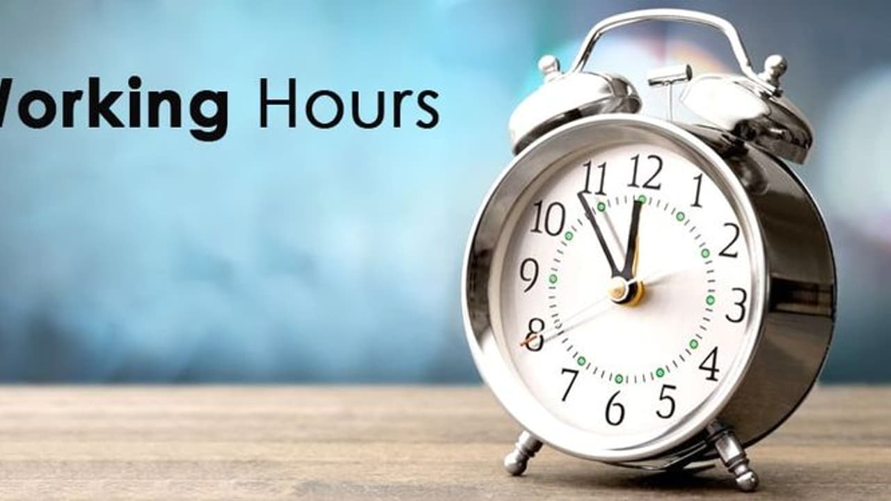 அரசு ஊழியர்கள் இனி 9 மணி நேரம் வேலை பார்க்கணும்… மத்திய அரசு அதிரடி திட்டம் !!