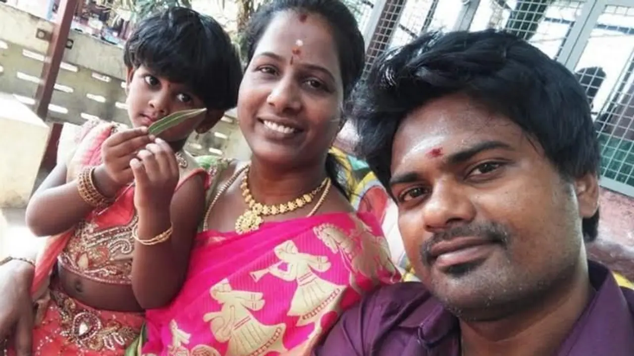 மகளை மடியில் கட்டி கிணற்றில் குதித்து தற்கொலை செய்த இளம்பெண்..! கணவர் இறந்த துக்கத்தில் எடுத்த விரக்தி முடிவு..! மகளை மடியில் கட்டி கிணற்றில் குதித்து தற்கொலை செய்த இளம்பெண்..! கணவர் இறந்த துக்கத்தில் எடுத்த விரக்தி முடிவு..!