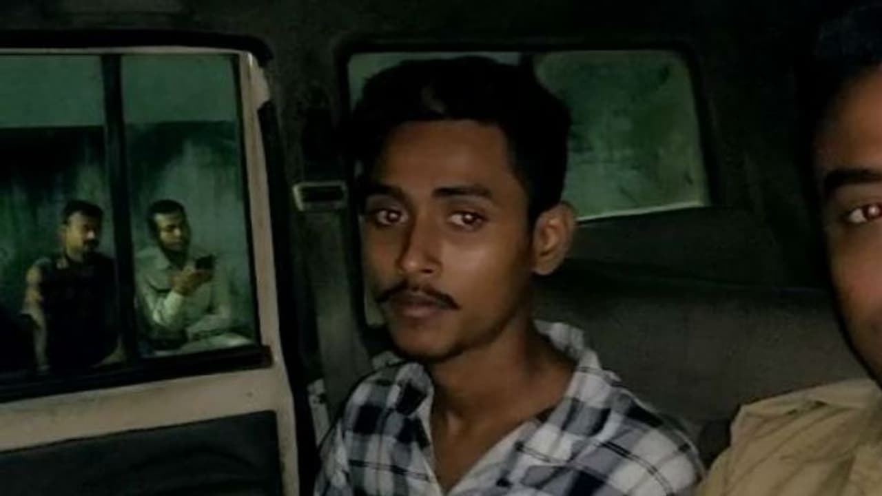 বিয়ের প্রতিশ্রুতি দিয়ে প্রেমিকার সঙ্গে সহবাস, গ্রেফতার যুবক বিয়ের প্রতিশ্রুতি দিয়ে প্রেমিকার সঙ্গে সহবাস, গ্রেফতার যুবক