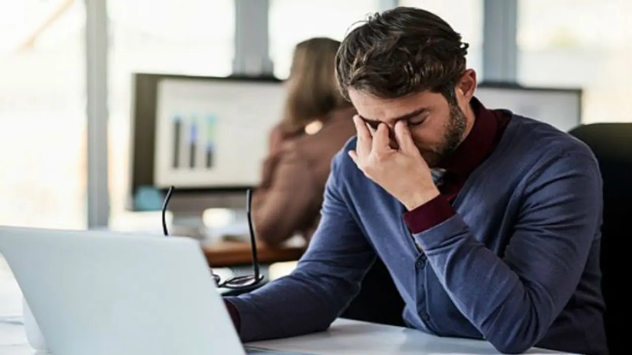 ಕೆಲಸದ ವೇಳೆ ಮನಸ್ಸನ್ನು ಪ್ರಶಾಂತವಾಗಿಟ್ಟುಕೊಳ್ಳುವುದು ಹೇಗೆ? ಕೆಲಸದ ವೇಳೆ ಮನಸ್ಸನ್ನು ಪ್ರಶಾಂತವಾಗಿಟ್ಟುಕೊಳ್ಳುವುದು ಹೇಗೆ?