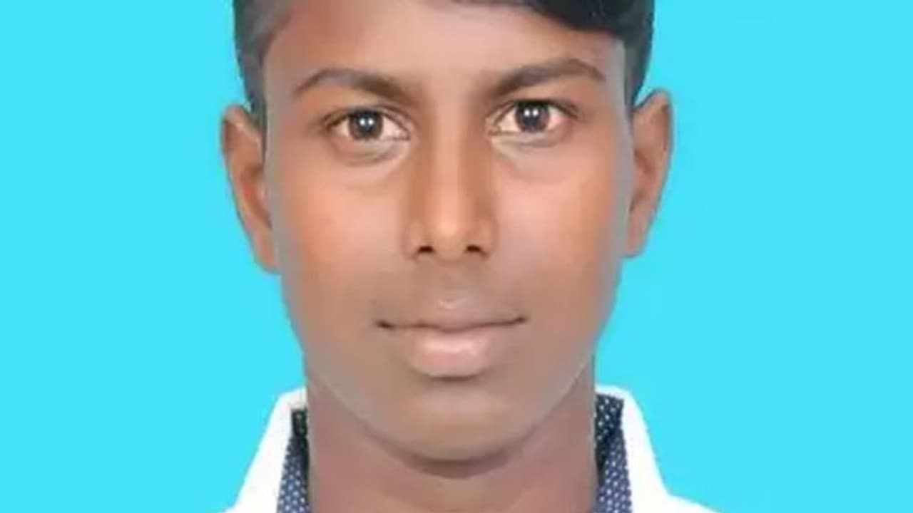 சென்னையில் பயங்கரம்... வீடியோ கேம் விளையாட்டின் போது துப்பாக்கிச்சூடு... கல்லூரி மாணவர் உயிரிழப்பு..! சென்னையில் பயங்கரம்... வீடியோ கேம் விளையாட்டின் போது துப்பாக்கிச்சூடு... கல்லூரி மாணவர் உயிரிழப்பு..!