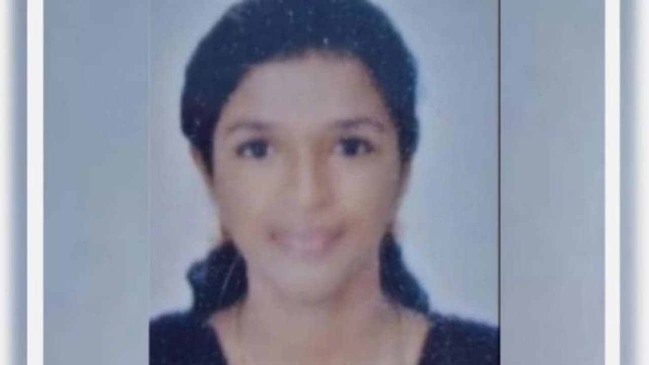 ప్రేమ జంట సెల్ఫీ సరదా... ప్రాణం తీసింది ప్రేమ జంట సెల్ఫీ సరదా... ప్రాణం తీసింది