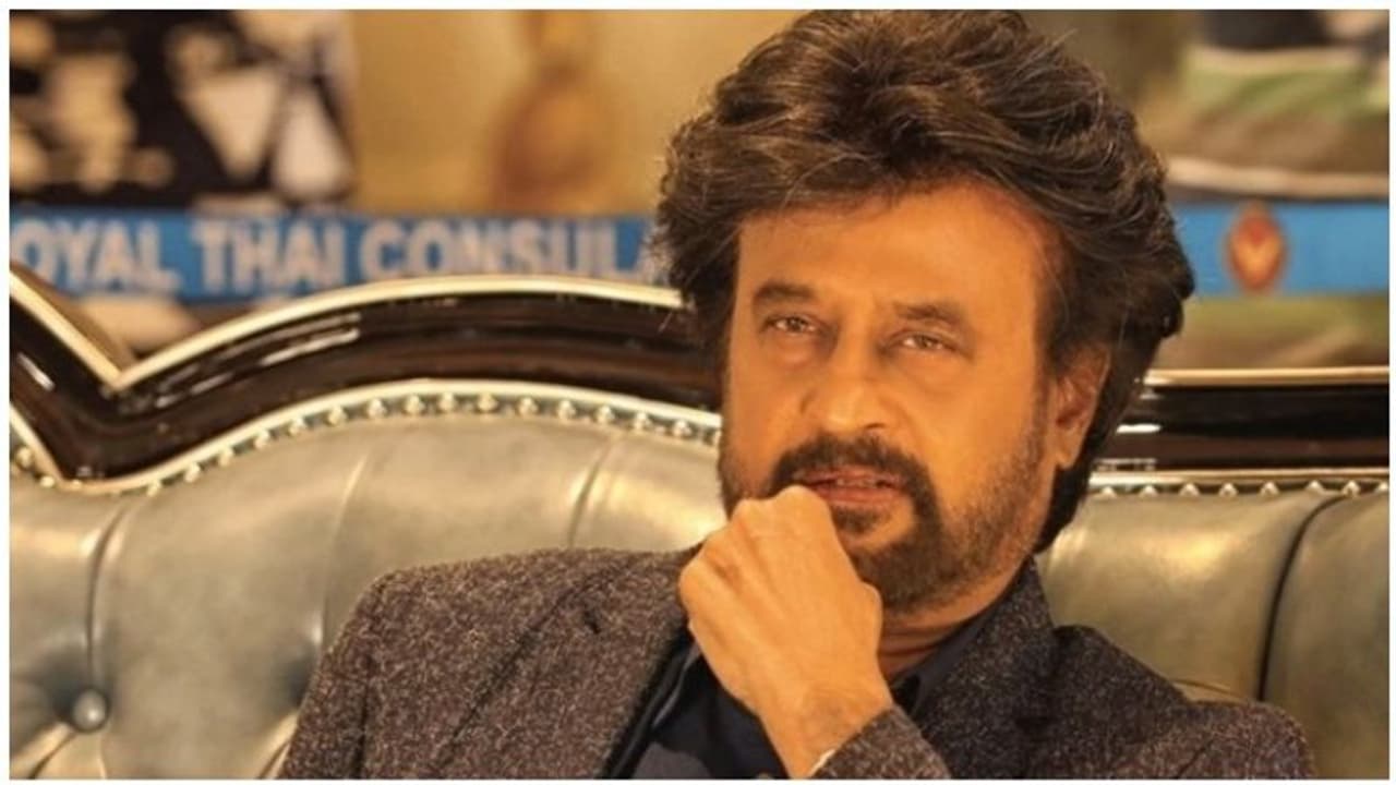 கமல் பிறந்தநாளன்று ரஜினியின் ‘தர்பார்’பட மோஷன் போஸ்டர்...அடம் பிடிக்கும் ஏ.ஆர்.முருகதாஸ்... கமல் பிறந்தநாளன்று ரஜினியின் ‘தர்பார்’பட மோஷன் போஸ்டர்...அடம் பிடிக்கும் ஏ.ஆர்.முருகதாஸ்...