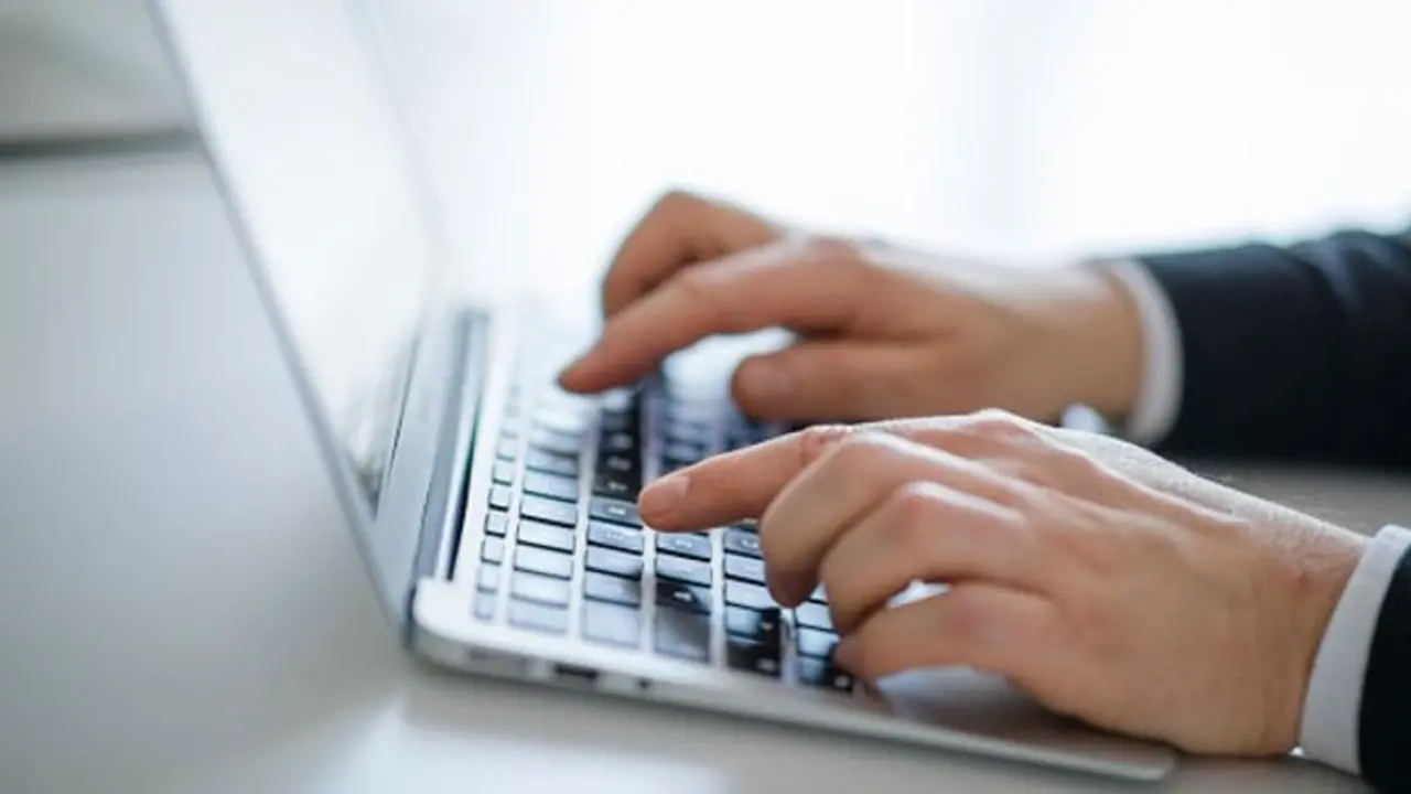 কী করে সহজে কীবোর্ড এর লেখার গতি বাড়াবেন, জেনে নিন কী করে সহজে কীবোর্ড এর লেখার গতি বাড়াবেন, জেনে নিন