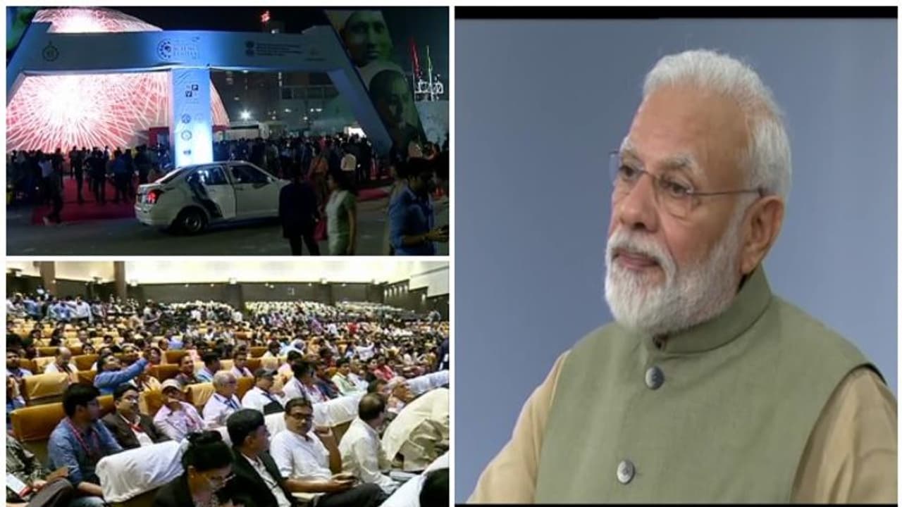 'ശാസ്ത്രബോധം അന്ധവിശ്വാസം ഇല്ലാതാക്കും': യുവതലമുറക്ക് ശാസ്ത്രബോധം വളർത്തുക സർക്കാരിന്റെ ലക്ഷ്യമെന്ന് മോദി 'ശാസ്ത്രബോധം അന്ധവിശ്വാസം ഇല്ലാതാക്കും': യുവതലമുറക്ക് ശാസ്ത്രബോധം വളർത്തുക സർക്കാരിന്റെ ലക്ഷ്യമെന്ന് മോദി