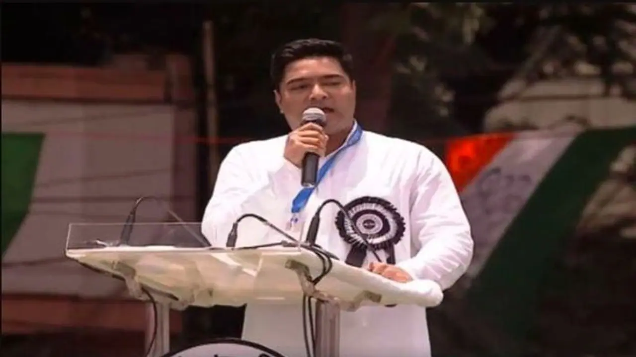 Abhishek Banerjee slams Suvendu Adhikari at a public meeting