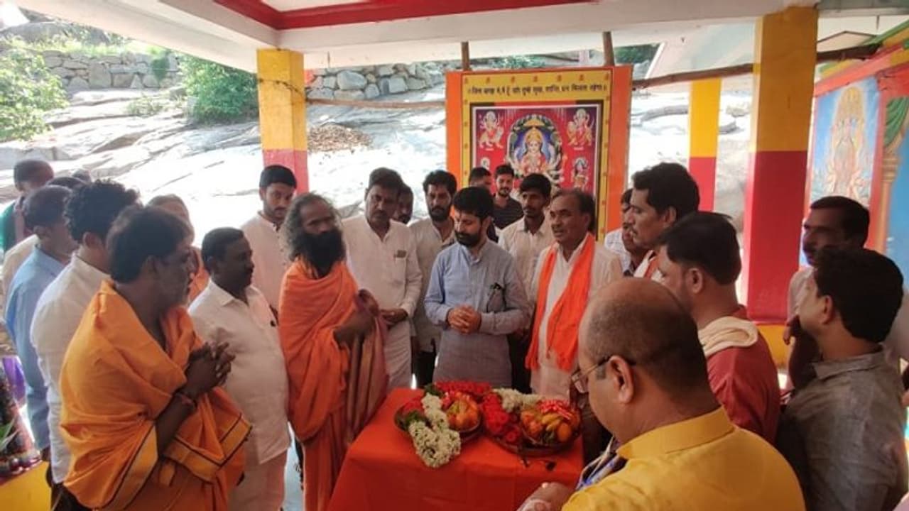 ಆನೆಗೊಂದಿ ಉತ್ಸವ ಅದ್ಧೂರಿಯಾಗಿ ಆಚರಿಸಲಾಗುತ್ತದೆ: ಸಚಿವ ಸಿ ಟಿ ರವಿ ಆನೆಗೊಂದಿ ಉತ್ಸವ ಅದ್ಧೂರಿಯಾಗಿ ಆಚರಿಸಲಾಗುತ್ತದೆ: ಸಚಿವ ಸಿ ಟಿ ರವಿ