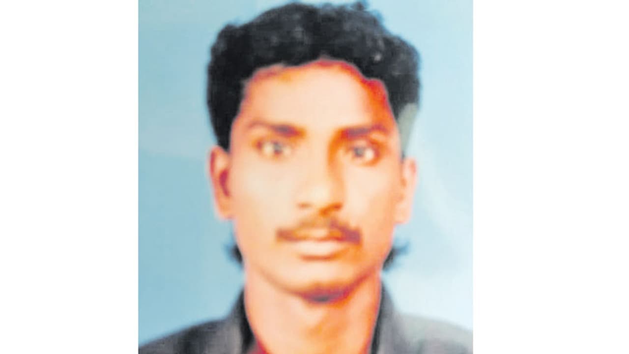 திருமணமான இரண்டே மாதத்தில் முன்னாள் காதலியுடன் கள்ளக்காதல் !! இளைஞரை போட்டுத் தள்ளிய காதலியின் கணவன் !!