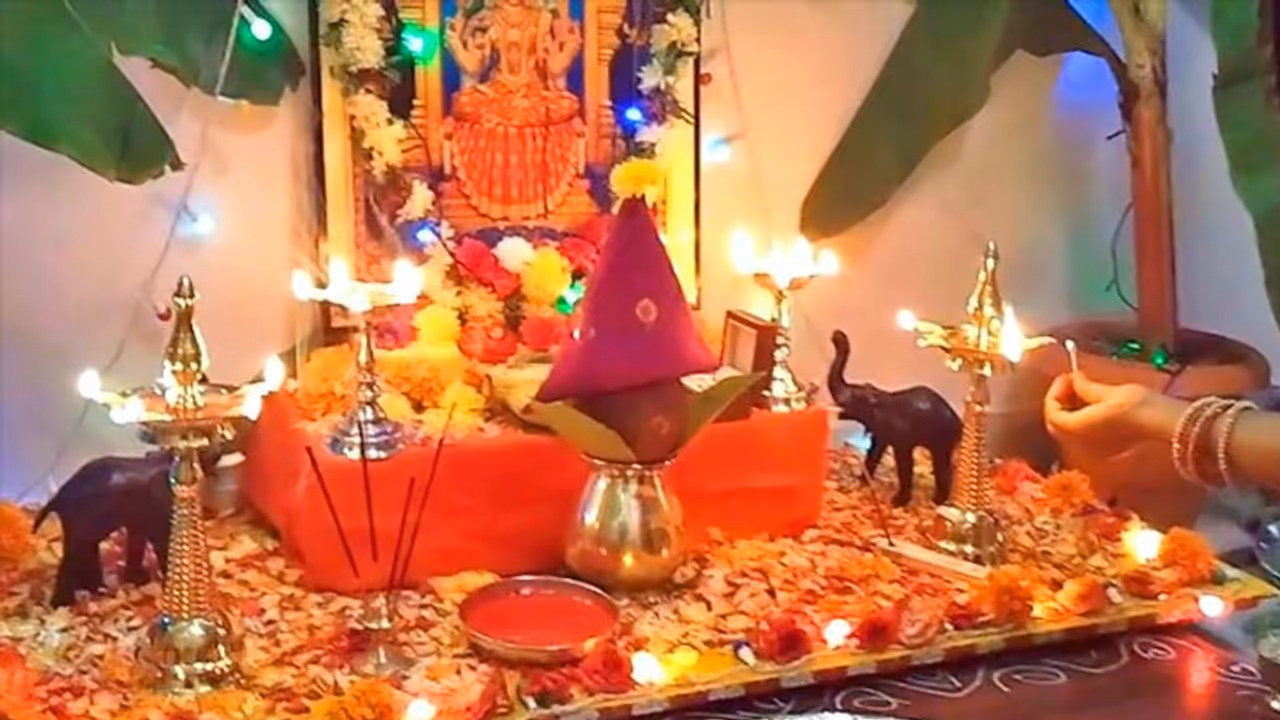 বাড়িতে শুভ কোনও কাজের প্রস্তুতি চলছে, তবে ভুলেও অনুষ্ঠানে রাখবেন না এই জিনিসগুলি বাড়িতে শুভ কোনও কাজের প্রস্তুতি চলছে, তবে ভুলেও অনুষ্ঠানে রাখবেন না এই জিনিসগুলি