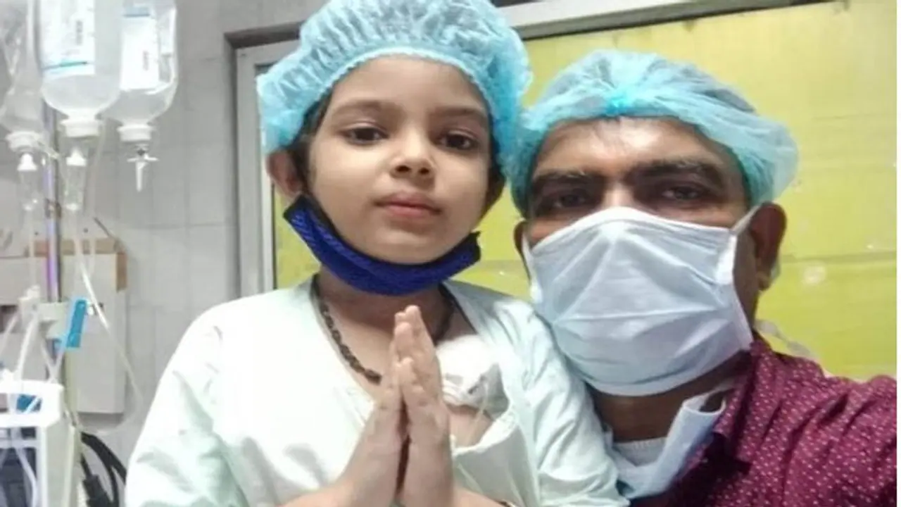 कैंसर से लड़ रही ये मासूम, 3 दिन में मदद को बढ़े दर्जनों हाथ, राजा भैया ने कहा पूरी हेल्प करूंगा