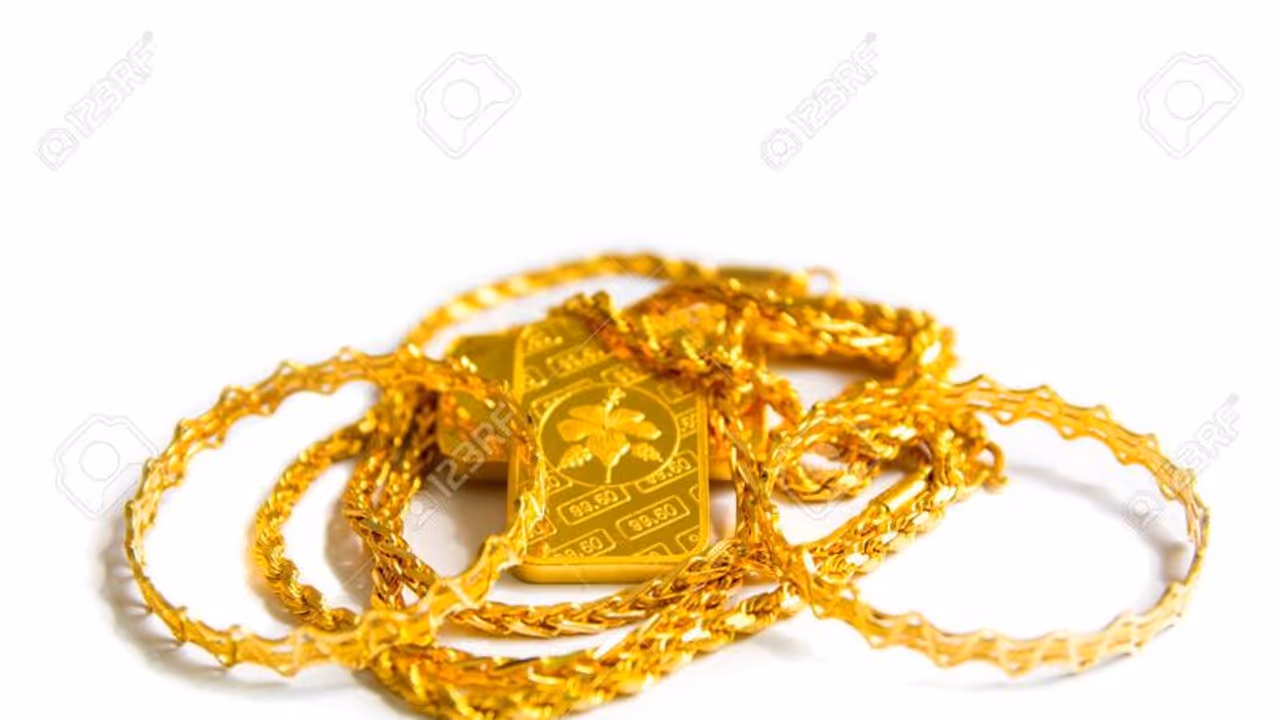 9 மாதத்தில் 5 லட்சம் கிலோ தங்கம் வாங்கிய இந்தியர்கள் 9 மாதத்தில் 5 லட்சம் கிலோ தங்கம் வாங்கிய இந்தியர்கள்