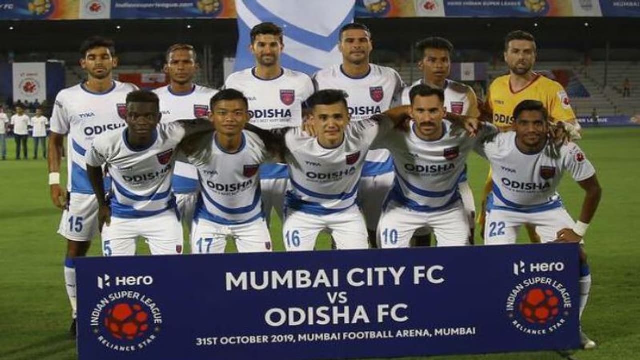 তৈরি হয়নি মাঠ, ‘ঘর ছাড়া’ ওড়িশা এফসি পুণের পথে তৈরি হয়নি মাঠ, ‘ঘর ছাড়া’ ওড়িশা এফসি পুণের পথে