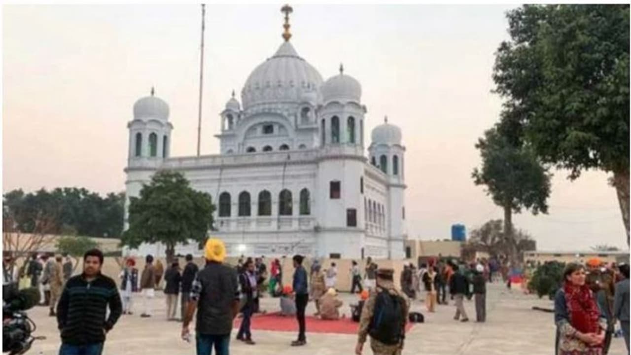 ಬಾಂಬ್ ತುಣುಕು ಇರಿಸಿ ಸಿಖ್ಖರ ಎತ್ತಿಕಟ್ಟಲು ಪಾಕ್ ಯತ್ನ ಬಾಂಬ್ ತುಣುಕು ಇರಿಸಿ ಸಿಖ್ಖರ ಎತ್ತಿಕಟ್ಟಲು ಪಾಕ್ ಯತ್ನ