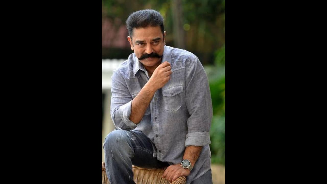 கமல்ஹாசனுக்கு அரசியல் ஆர்வம் விட்டுப்போச்சு! காந்தி, பெரியார், பகுத்தறிவையும் தள்ளி வைக்கிறார்..! உலக நாயகனை உலுக்கும் ஆதாரங்கள்..!