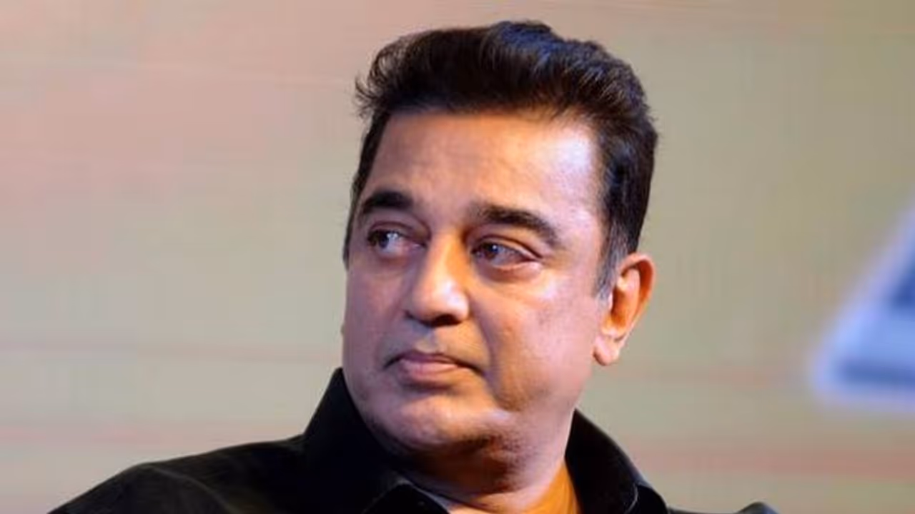 CAA protests: Ramachandra Guha, Yogendra Yadav detained; Kamal Haasan worries for their safety CAA protests: Ramachandra Guha, Yogendra Yadav detained; Kamal Haasan worries for their safety