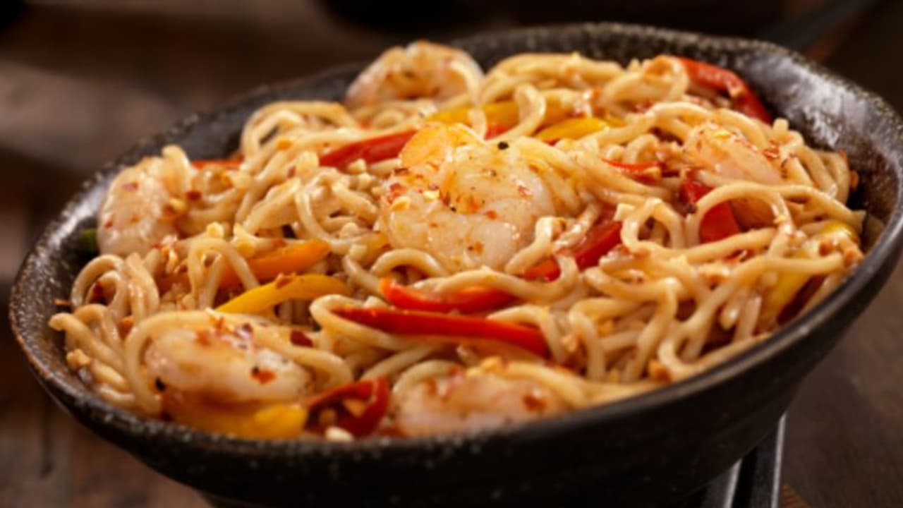 ఆన్‌లైన్‌లో ఫుడ్ ఆర్డర్: రీఫండ్ కోసం కస్టమర్‌ కేర్‌కి కాల్, రూ. 4 లక్షలు మాయం