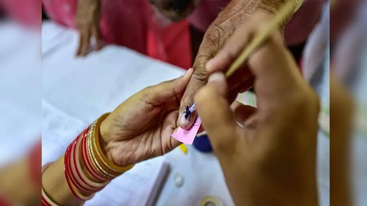 திமுக கோரிக்கை நிராகரிப்பு...? இந்த மாவட்டங்களை தவிர்த்து மற்ற இடங்களில் உள்ளாட்சி தேர்தல்..! திமுக கோரிக்கை நிராகரிப்பு...? இந்த மாவட்டங்களை தவிர்த்து மற்ற இடங்களில் உள்ளாட்சி தேர்தல்..!