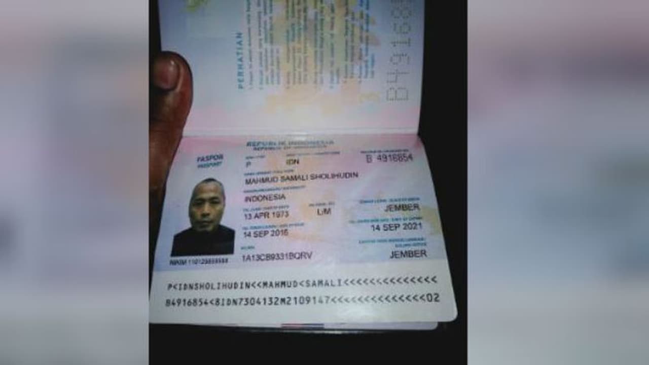 মাঝ আকাশে অসুস্থ যাত্রী, কলকাতায় জরুরি অবতরণ কুয়ালামপুরগামী বিমানের মাঝ আকাশে অসুস্থ যাত্রী, কলকাতায় জরুরি অবতরণ কুয়ালামপুরগামী বিমানের