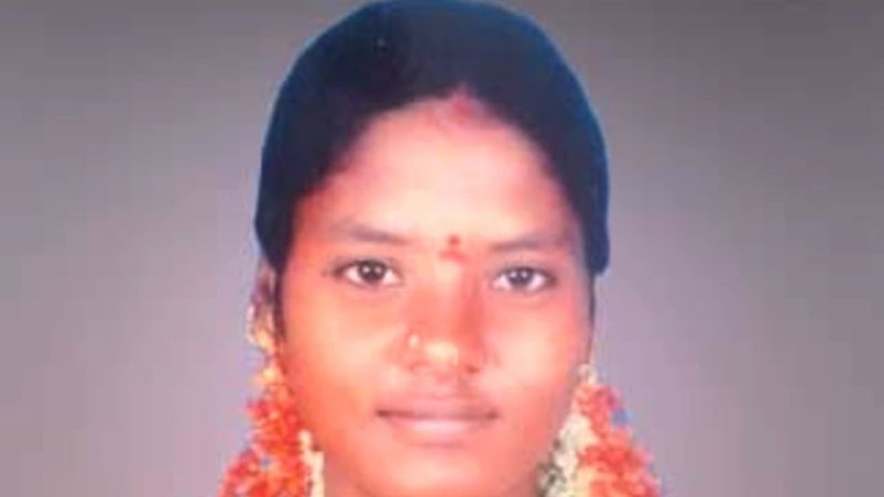 வீட்டில் தனியாக இருந்த அண்ணி...!! வேலைக்கு லீவு போட்டு வந்த கொழுந்தன்... இருவருக்கும் இடையே நடந்த பயங்கரம்..!!