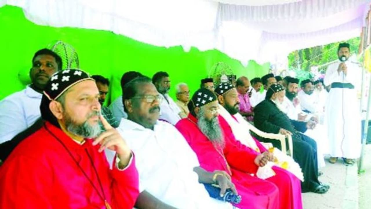 യാക്കോബായ സഭയുടെ സഹന സമരം നാലാം ദിവസം: ഇന്ന് മുഖ്യമന്ത്രിയുമായി ചര്‍ച്ച