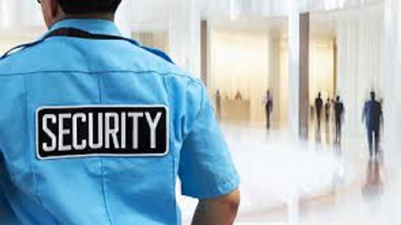 ಮಂಗಳೂರು: ಖಾಸಗಿ ಭದ್ರತಾ ಏಜೆನ್ಸಿಯಲ್ಲಿ ಬಾಂಗ್ಲಾ ವಲಸಿಗರು..! ಮಂಗಳೂರು: ಖಾಸಗಿ ಭದ್ರತಾ ಏಜೆನ್ಸಿಯಲ್ಲಿ ಬಾಂಗ್ಲಾ ವಲಸಿಗರು..!