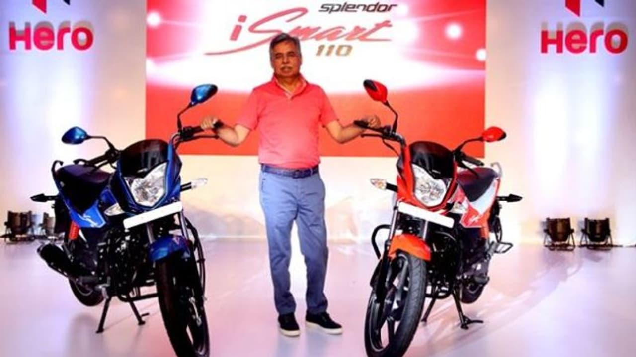 విపణిలోకి తొలి బీఎస్ 6 బైక్... విపణిలోకి తొలి బీఎస్ 6 బైక్...