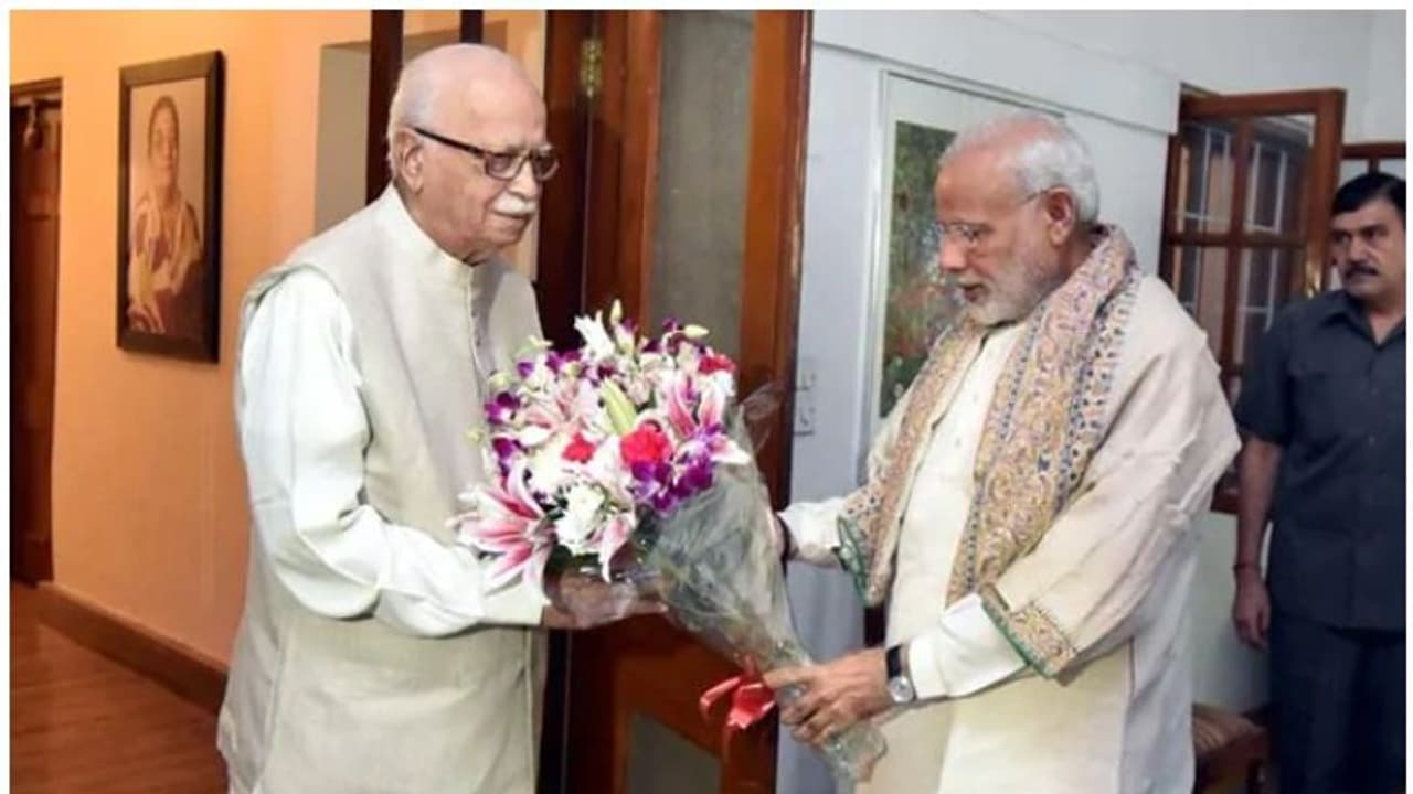 'രാജ്യം ഏറ്റവുമധികം ബഹുമാനിക്കുന്ന നേതാവ്': ജന്മദിനത്തില്‍ അദ്വാനിക്ക് ദീര്‍ഘായുസ്സ് നേര്‍ന്ന് മോദി