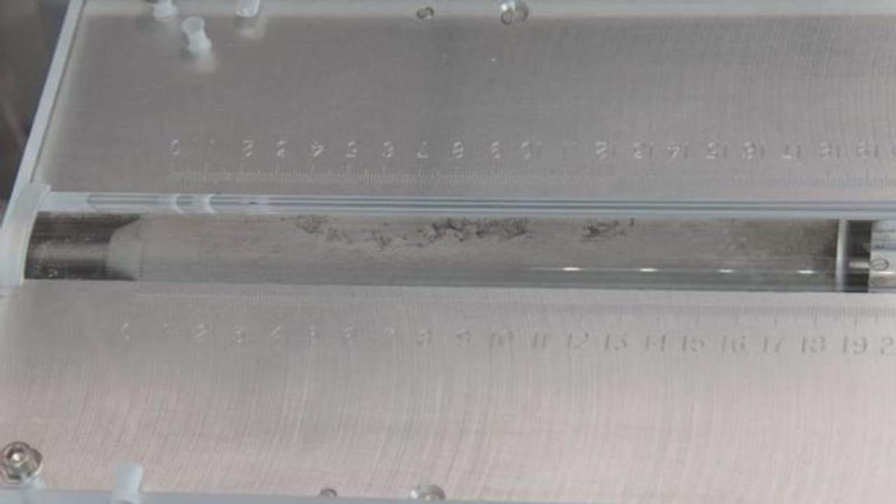 ನಾಸಾ ಹೊರಗೆಡವಿದ ಚಂದ್ರನ ಕಲ್ಲು: ನೋಡಿದರೆ ಕಚ್ಚುವಿರಿ ಹಲ್ಲು! ನಾಸಾ ಹೊರಗೆಡವಿದ ಚಂದ್ರನ ಕಲ್ಲು: ನೋಡಿದರೆ ಕಚ್ಚುವಿರಿ ಹಲ್ಲು!