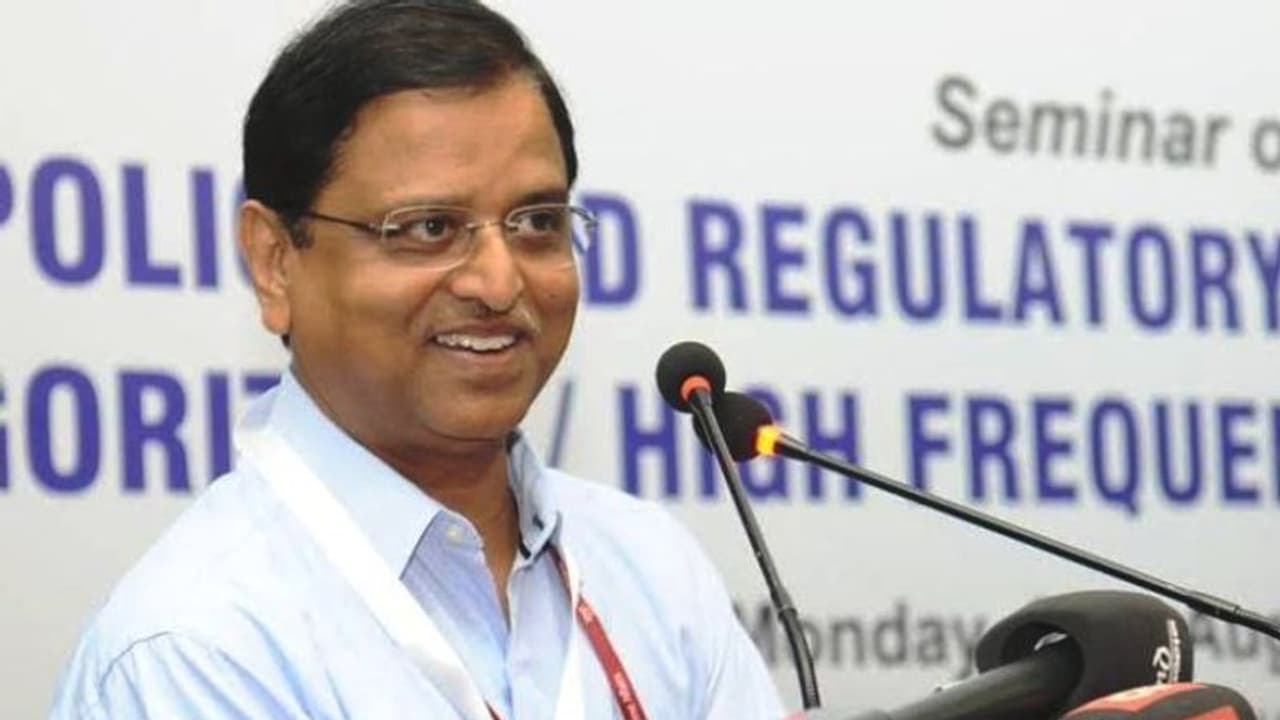 నోట్ల రద్దుకు మూడేళ్లు...రూ.2000 నోటూ రద్దు చేయాలి నోట్ల రద్దుకు మూడేళ్లు...రూ.2000 నోటూ రద్దు చేయాలి