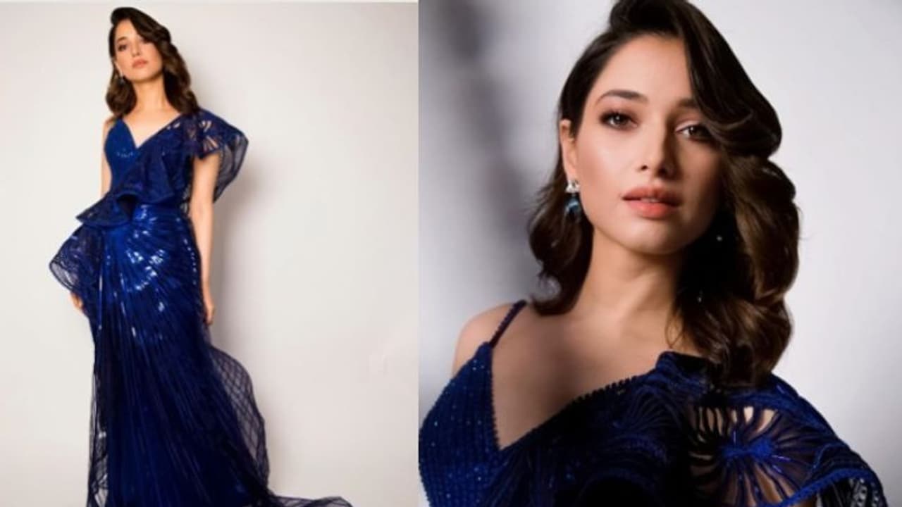 നീല സാരി ഗൗണില്‍ സുന്ദരിയായി തമന്ന