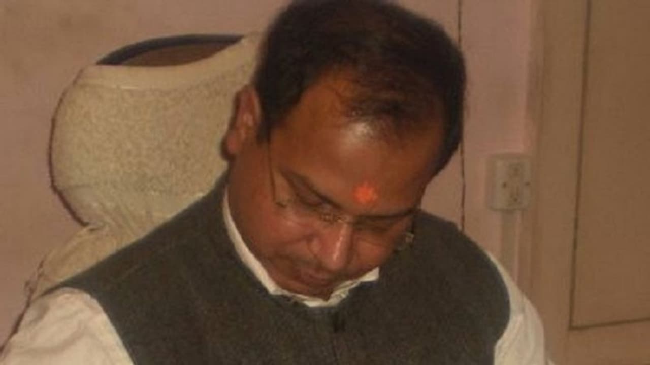 ಎಂಥಾ ಭವಿಷ್ಯ! 2017ರಲ್ಲೇ ರಾಮಮಂದಿರ ನಿರ್ಮಾಣ ಡೇಟ್ ಫಿಕ್ಸ್ ಮಾಡಿದ್ದ ಜ್ಯೋತಿಷಿ ಎಂಥಾ ಭವಿಷ್ಯ! 2017ರಲ್ಲೇ ರಾಮಮಂದಿರ ನಿರ್ಮಾಣ ಡೇಟ್ ಫಿಕ್ಸ್ ಮಾಡಿದ್ದ ಜ್ಯೋತಿಷಿ