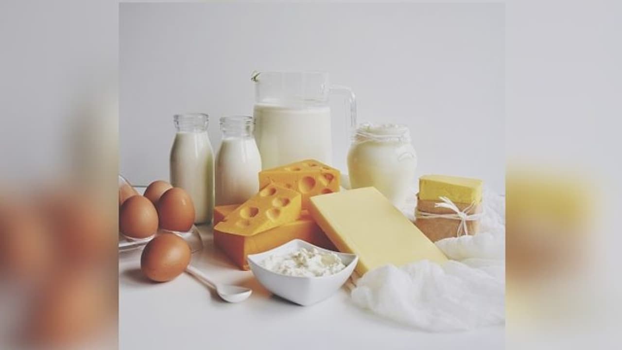 কেটে যাওয়া দুধ গৃহস্থালীর কী কী কাজে ব্যবহার করা যায়, জানুন এক ক্লিকে কেটে যাওয়া দুধ গৃহস্থালীর কী কী কাজে ব্যবহার করা যায়, জানুন এক ক্লিকে