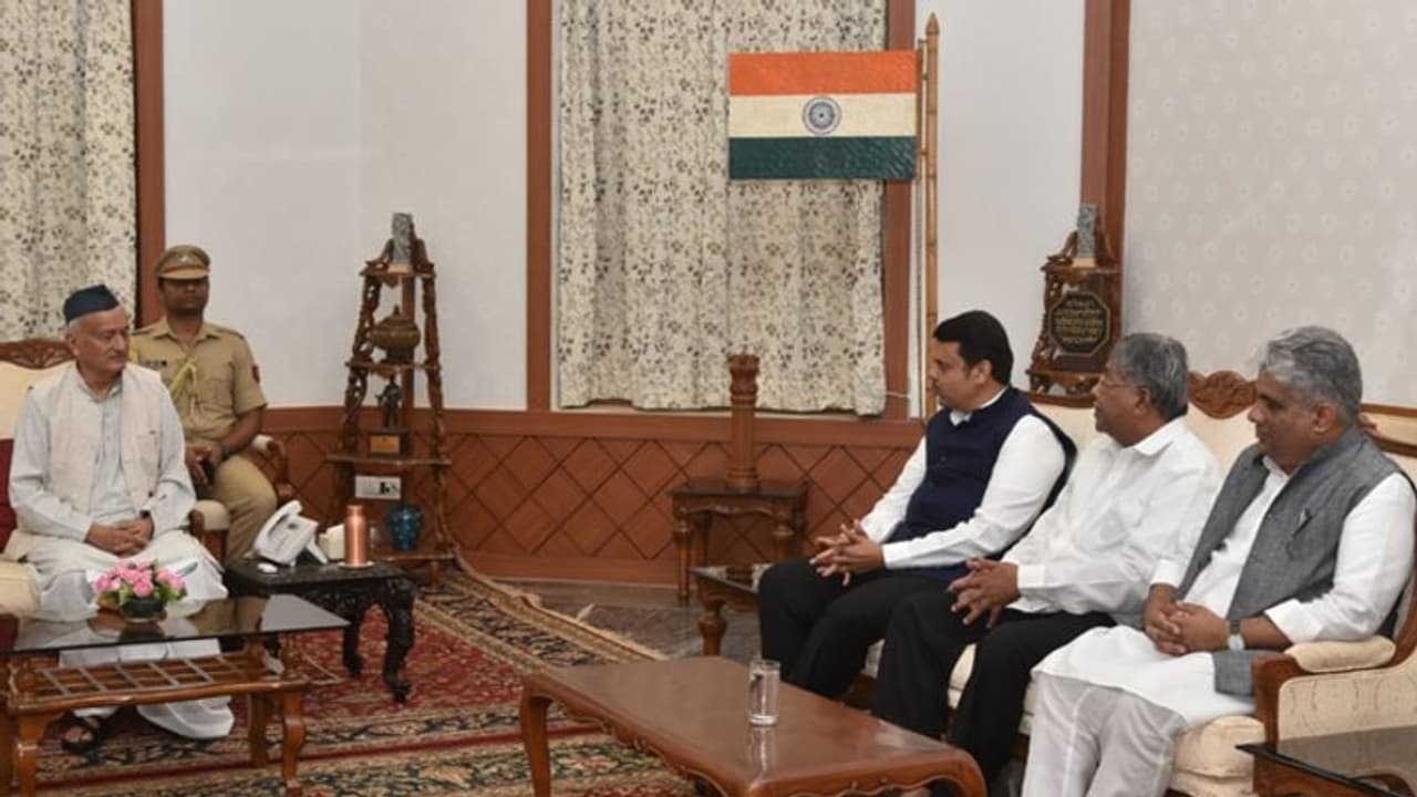 महाराष्ट्र में बीजेपी ने सरकार बनाने से किया इनकार, शिवसेना को कहा, ऑल द बेस्ट महाराष्ट्र में बीजेपी ने सरकार बनाने से किया इनकार, शिवसेना को कहा, ऑल द बेस्ट