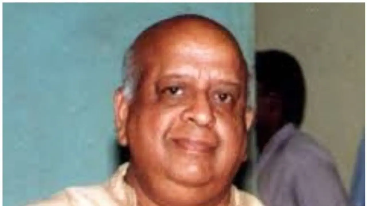 మాజీ చీఫ్ ఎలక్షన్ కమిషనర్ టీఎన్ శేషన్ కన్నుమూత మాజీ చీఫ్ ఎలక్షన్ కమిషనర్ టీఎన్ శేషన్ కన్నుమూత