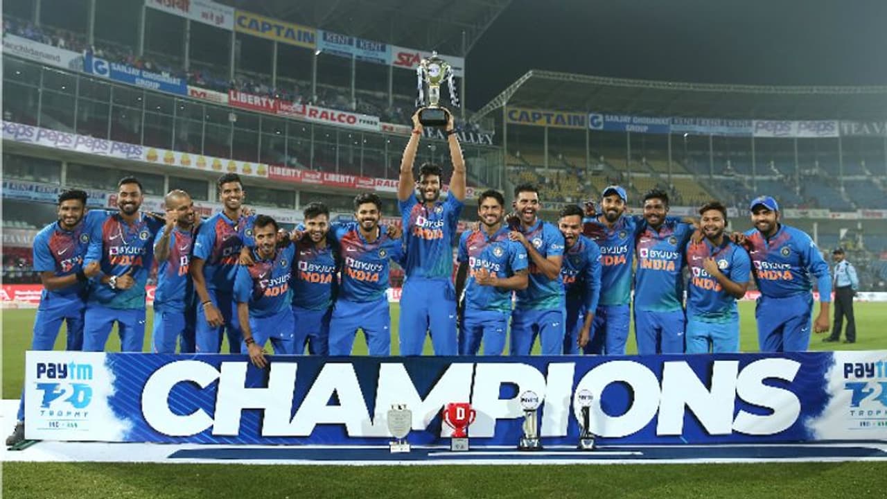 ஷ்ரேயாஸ் ஐயர், தீபக் சாஹர், ஷிவம் துபே அசத்தல்.. கடைசி டி20யில் வங்கதேசத்தை வீழ்த்தி தொடரை வென்றது இந்திய அணி ஷ்ரேயாஸ் ஐயர், தீபக் சாஹர், ஷிவம் துபே அசத்தல்.. கடைசி டி20யில் வங்கதேசத்தை வீழ்த்தி தொடரை வென்றது இந்திய அணி