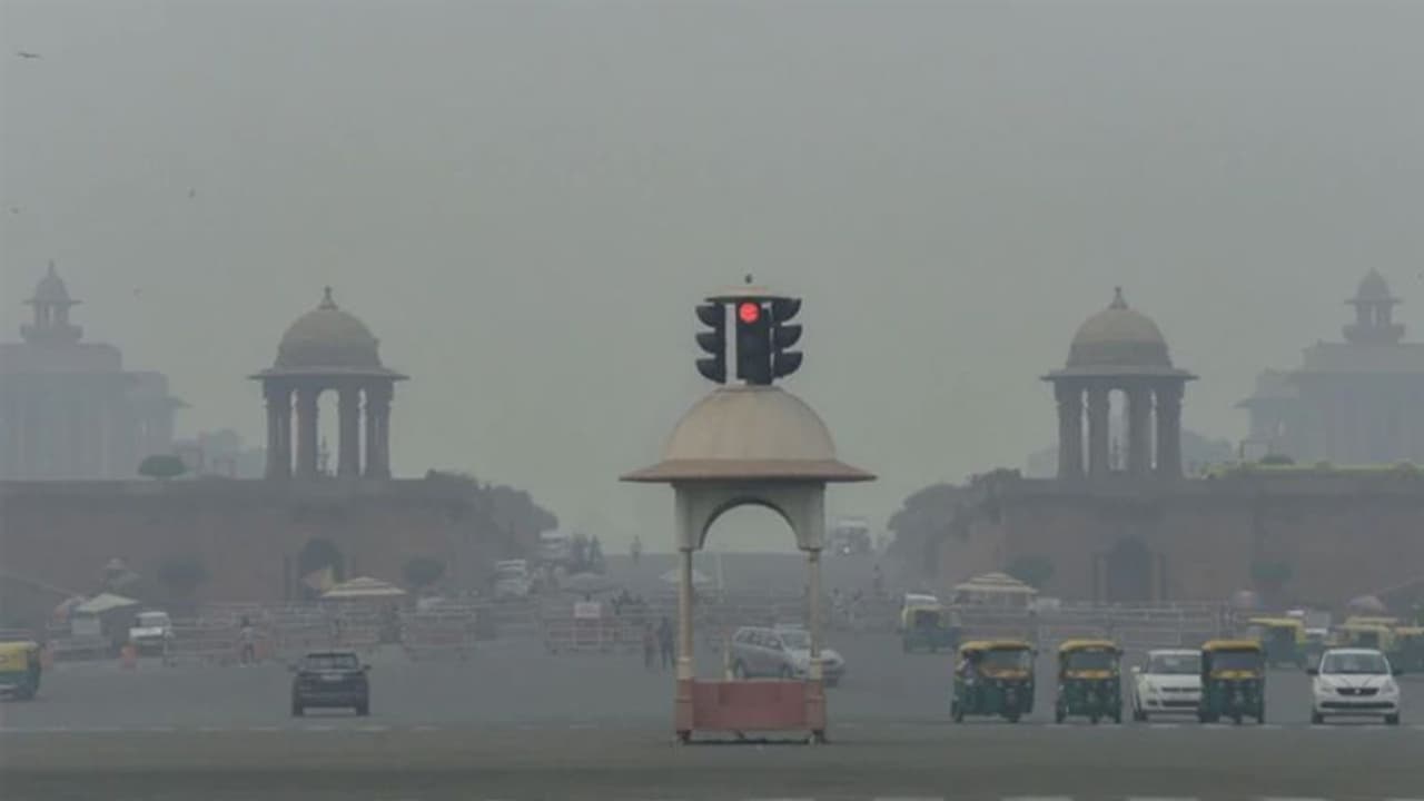 दिल्ली प्रदूषण: नहीं बदल रहे हालात, जताई गई यह गंभीर चिंता दिल्ली प्रदूषण: नहीं बदल रहे हालात, जताई गई यह गंभीर चिंता