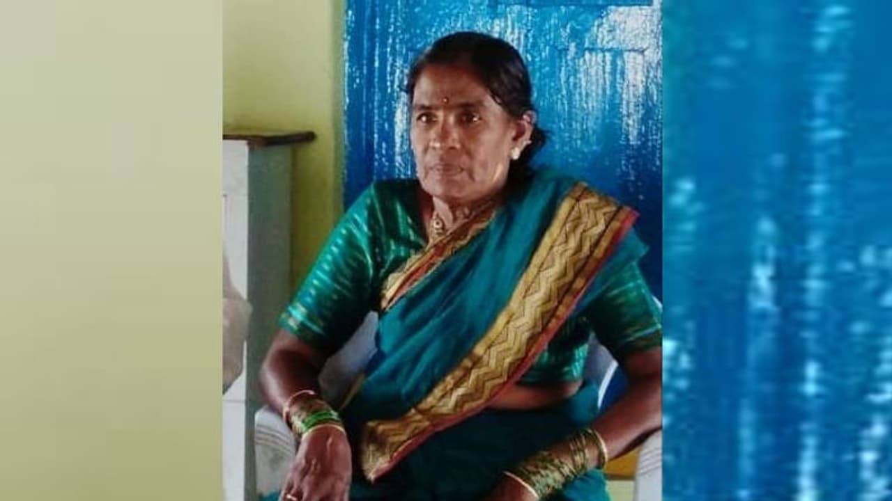 కరీంనగర్ జిల్లాలో దారుణం.. కన్నతల్లినే కడతేర్చిన మాజీ ఎంపిటీసి కరీంనగర్ జిల్లాలో దారుణం.. కన్నతల్లినే కడతేర్చిన మాజీ ఎంపిటీసి