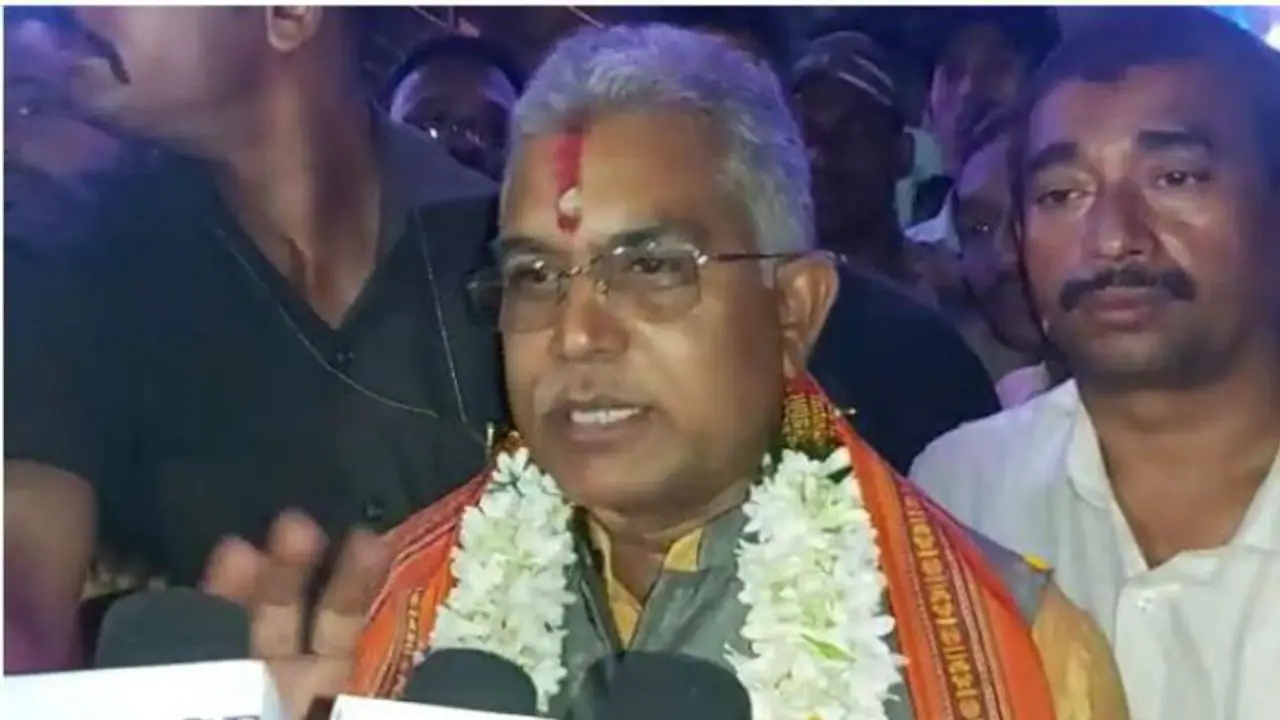 বিজেপি ছেড়ে ফের তৃণমূলে বিপ্লব মিত্র, কী বলছেন দিলীপ ঘোষ