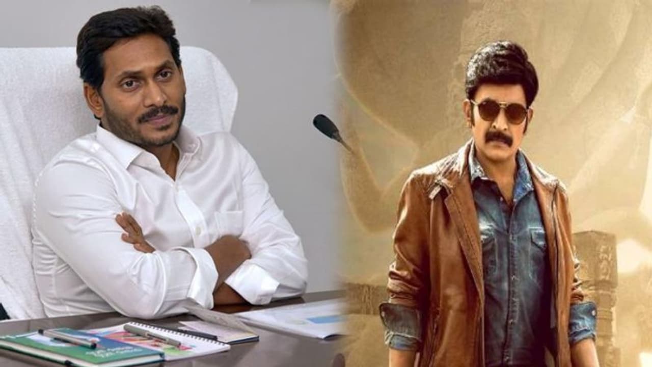 ఇంగ్లీష్ మీడియం తప్పనిసరి.. జగన్ ని ప్రశంసించిన రాజశేఖర్!