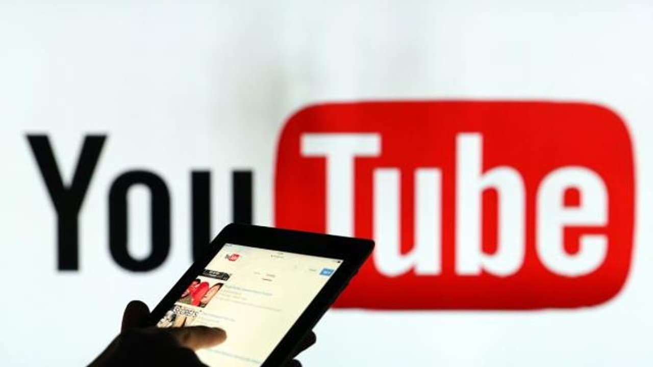 లాక్డౌన్తో యూట్యూబ్ వీడియో క్వాలిటీ తగ్గింపు.. మిగతా వాటిదీ అదే దారి లాక్డౌన్తో యూట్యూబ్ వీడియో క్వాలిటీ తగ్గింపు.. మిగతా వాటిదీ అదే దారి