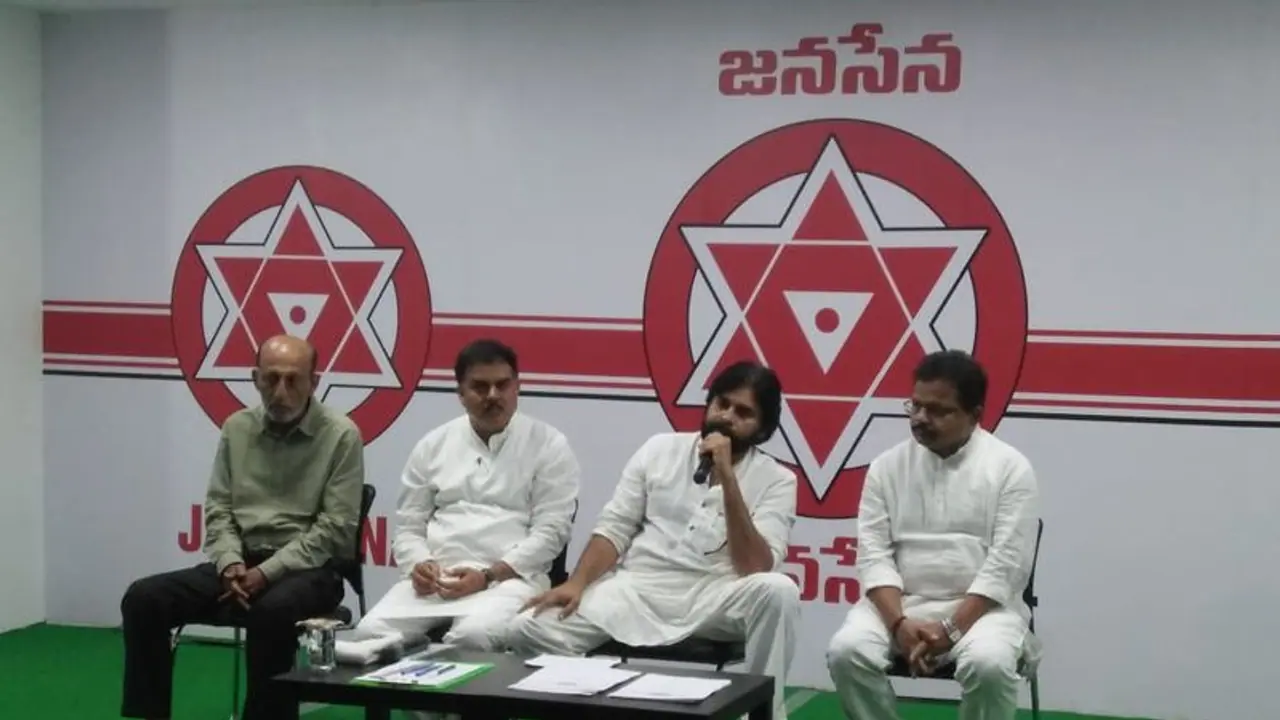 నువ్వు కూడా మూడు పెళ్లిళ్లు చేసుకో.. ఎవడొద్దన్నాడు: జగన్కు పవన్ కౌంటర్ నువ్వు కూడా మూడు పెళ్లిళ్లు చేసుకో.. ఎవడొద్దన్నాడు: జగన్కు పవన్ కౌంటర్