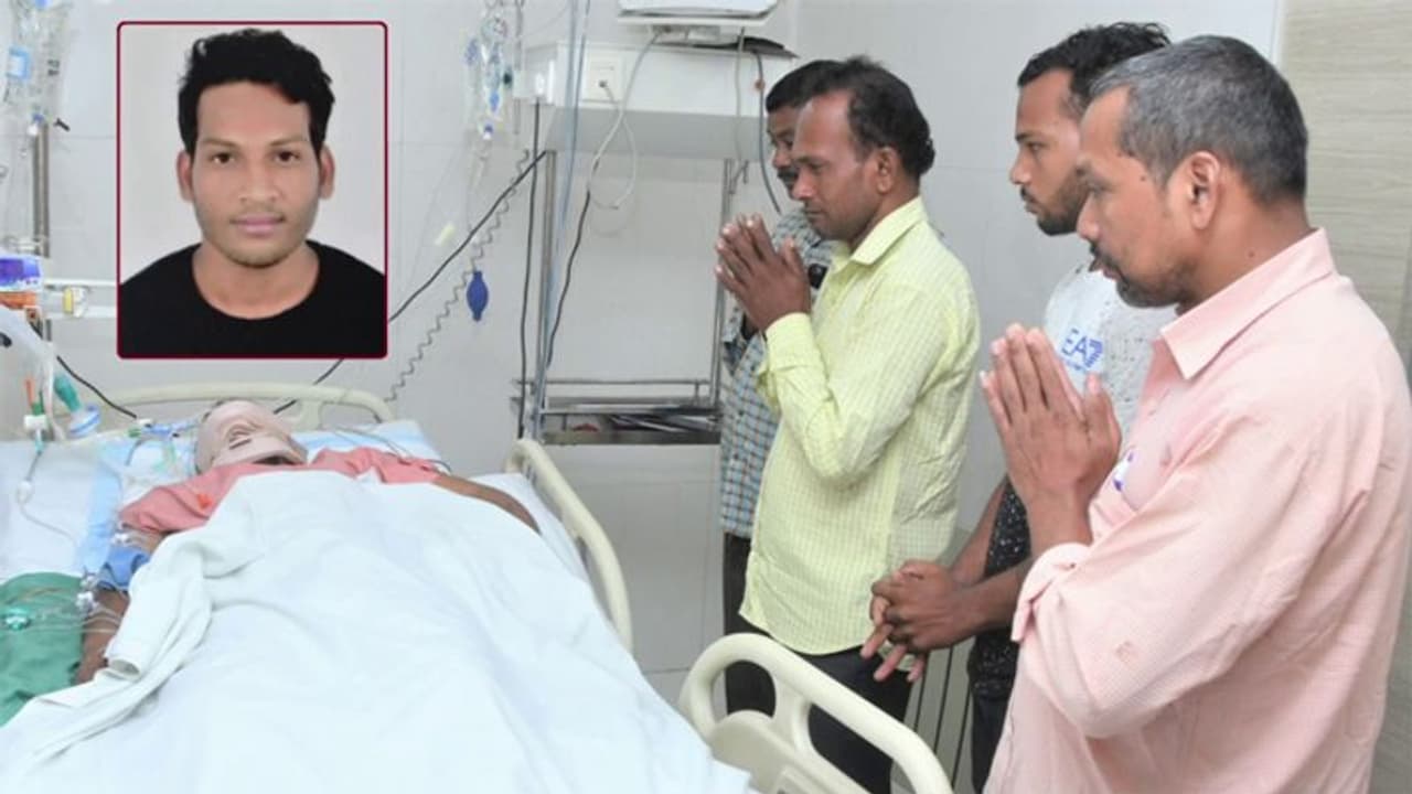 मरने के बाद भी 6 लोगों को जिंदगी दे गया यह लड़का, माता पिता को मिला यह इनाम मरने के बाद भी 6 लोगों को जिंदगी दे गया यह लड़का, माता पिता को मिला यह इनाम