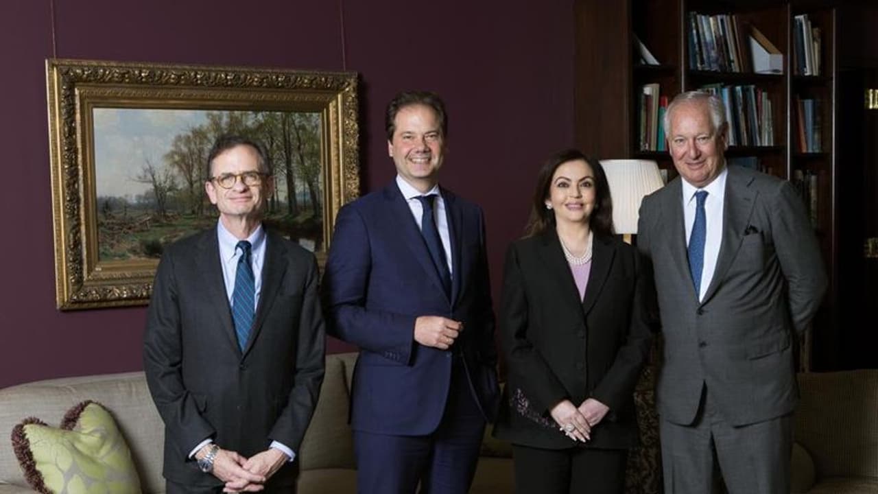 తొలి భారతీయురాలిగా నీతా అంబానీకి అరుదైన గౌరవం తొలి భారతీయురాలిగా నీతా అంబానీకి అరుదైన గౌరవం