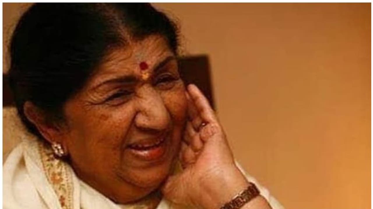 ലത മങ്കേഷ്കറുടെ ആരോഗ്യാവസ്ഥ; വിവരങ്ങള് പുറത്തുവിട്ട് കുടുംബം ലത മങ്കേഷ്കറുടെ ആരോഗ്യാവസ്ഥ; വിവരങ്ങള് പുറത്തുവിട്ട് കുടുംബം